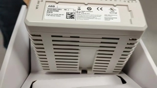 ABB DO810 デジタル出力モジュール 24V DC